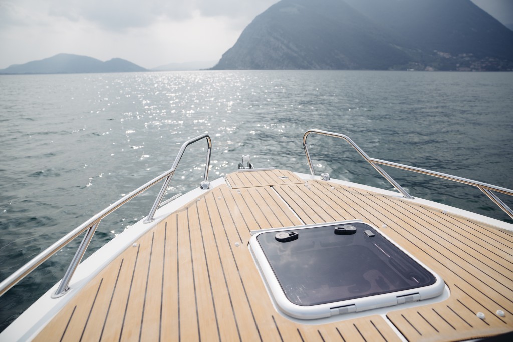 Quicksilver Iseo — FlexiTeek synthetic teak installation